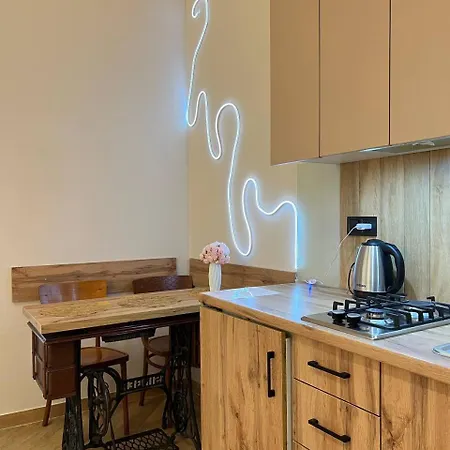 Pushapart Hostel Lviv